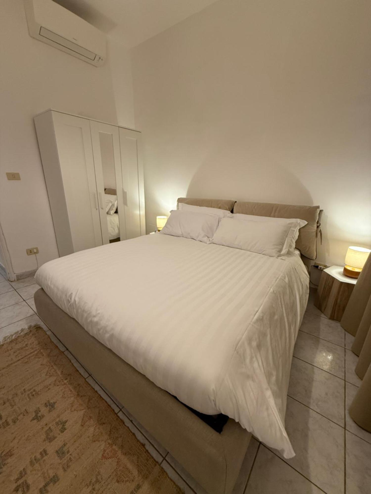 Pietra Apartment 2 , Colosseo — Foto 3